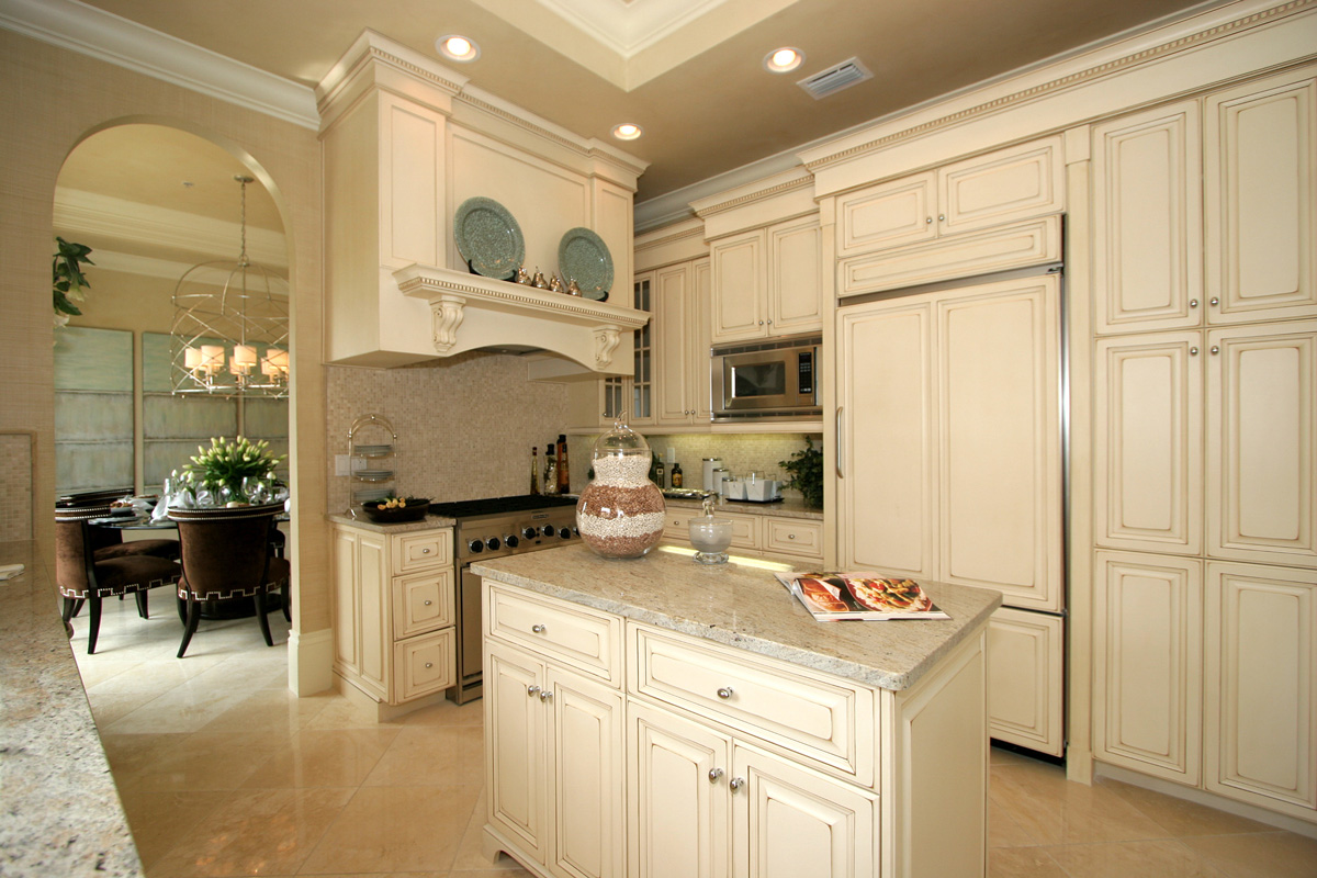 Kitchen—Naples,-FL | The Henning Group | Commercial & Residential New